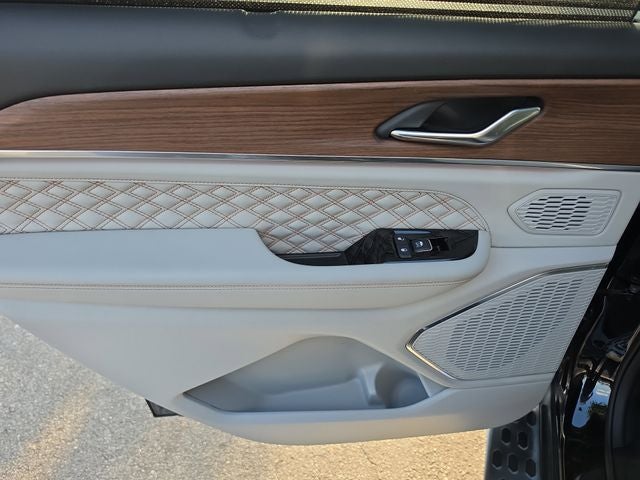 2022 Jeep Grand Cherokee L Summit