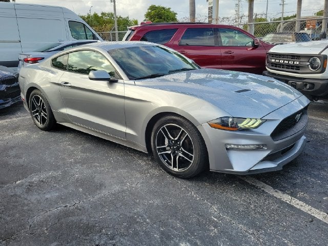 2022 Ford Mustang EcoBoost