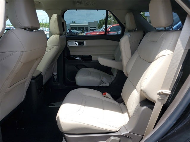 2022 Ford Explorer Platinum