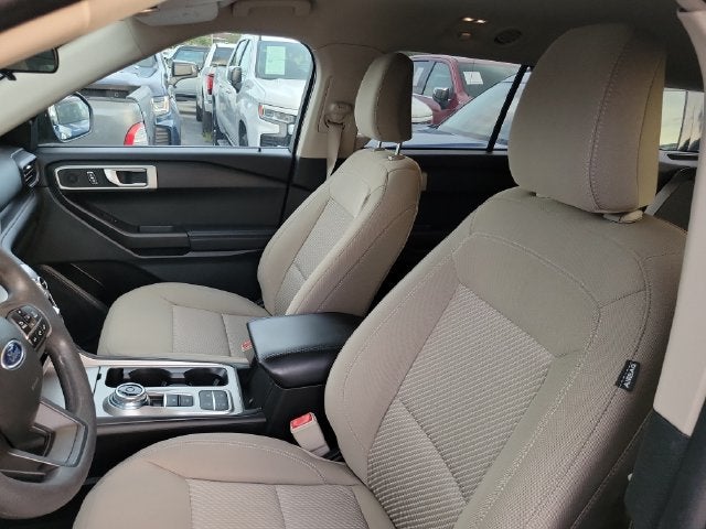 2023 Ford Explorer Base