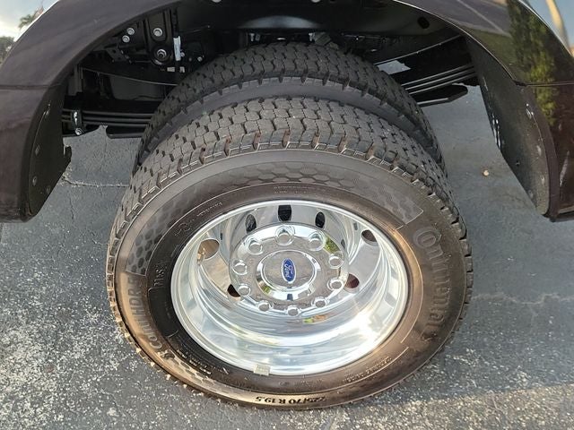 2026 Ford F-450SD Platinum DRW