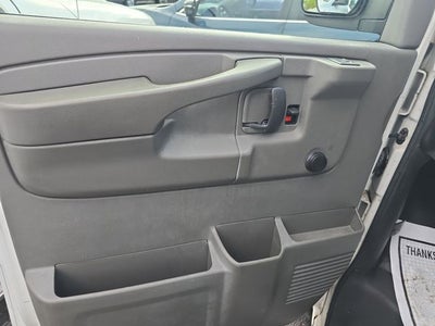 2005 Chevrolet Express Van G1500 Base 135 WB