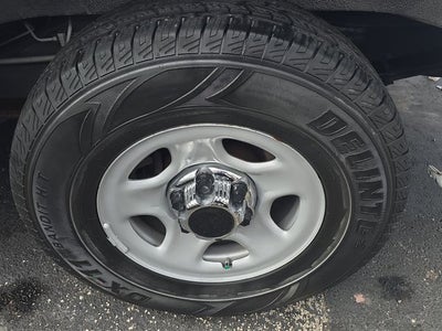 2005 Chevrolet Express Van G1500 Base 135 WB