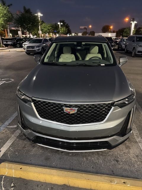 2023 Cadillac XT6 Premium Luxury