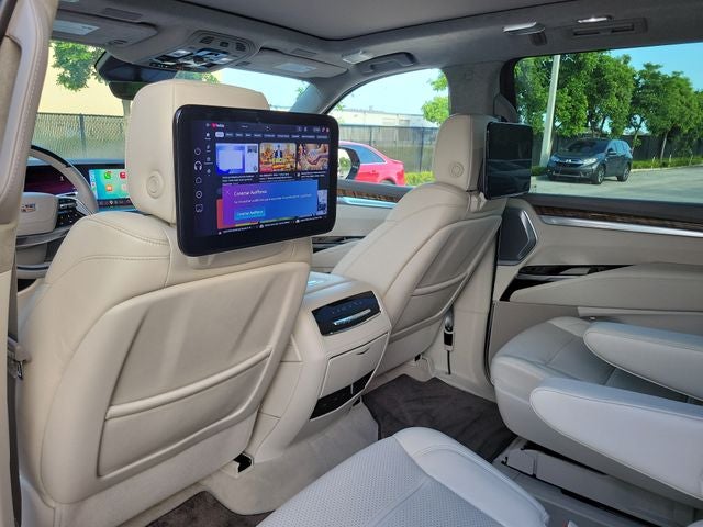 2025 Cadillac Escalade ESV Sport Platinum