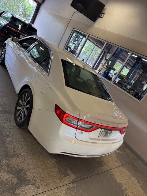 2020 Lincoln Continental Standard
