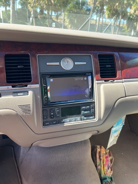 2003 Lincoln Town Car Executive