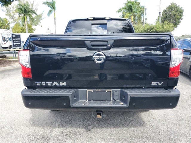 2021 Nissan Titan SV