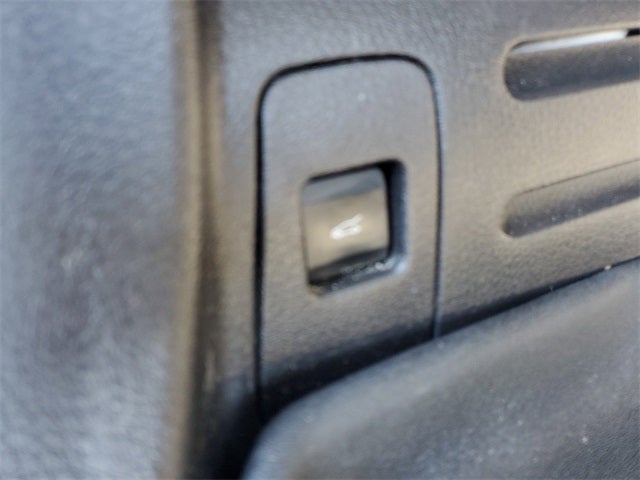 2013 Lincoln MKX Base