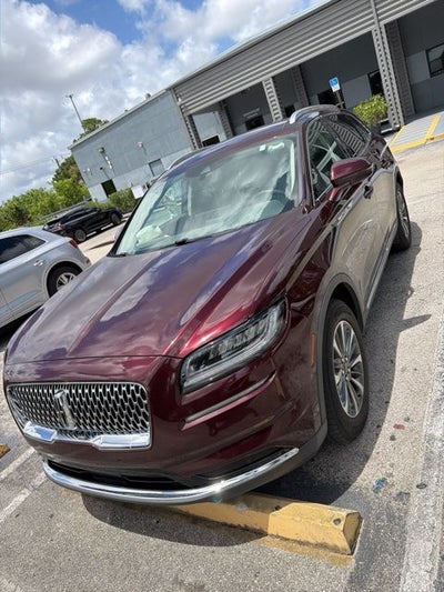 2022 Lincoln Nautilus Standard