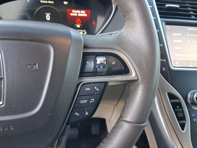 2020 Lincoln Nautilus Standard
