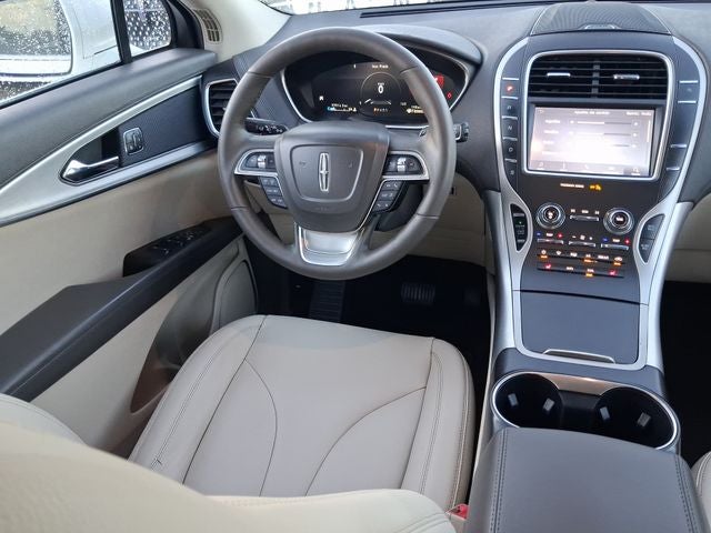2020 Lincoln Nautilus Standard