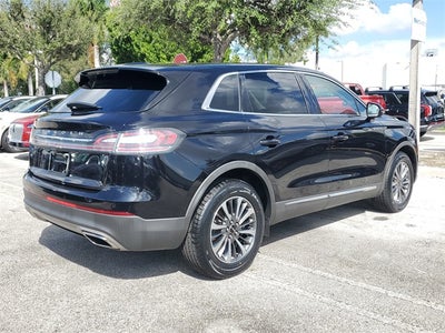 2022 Lincoln Nautilus Standard