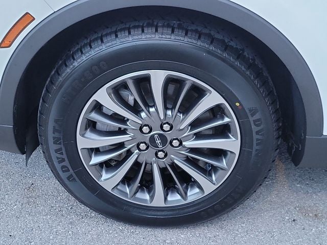 2022 Lincoln Nautilus Standard