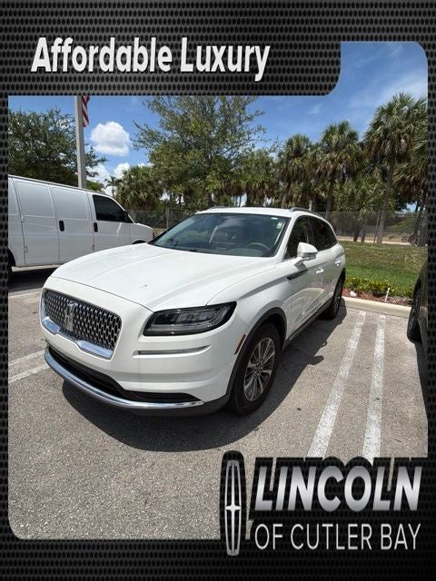 2022 Lincoln Nautilus Standard