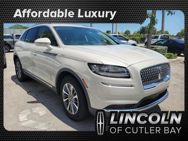 2022 Lincoln Nautilus Standard
