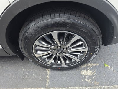 2023 Lincoln Nautilus Standard