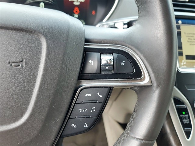 2019 Lincoln Nautilus Select