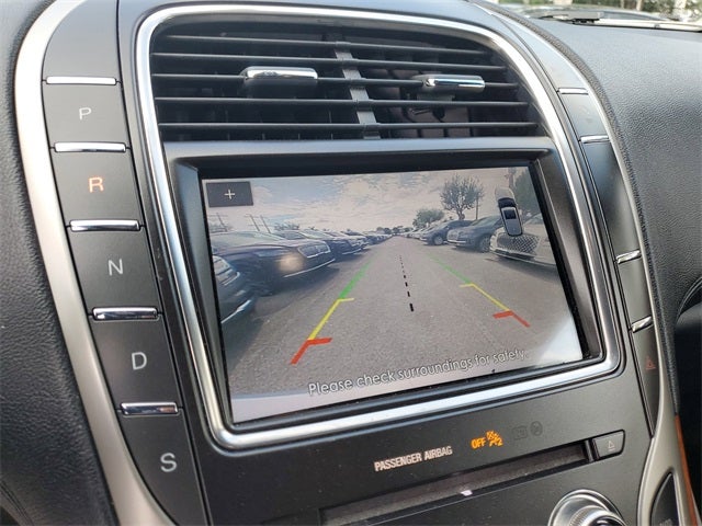 2019 Lincoln Nautilus Select