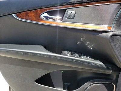 2019 Lincoln Nautilus Select