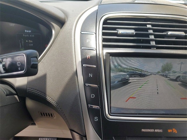 2019 Lincoln Nautilus Select