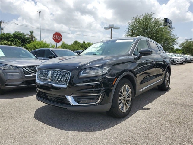 2019 Lincoln Nautilus Select