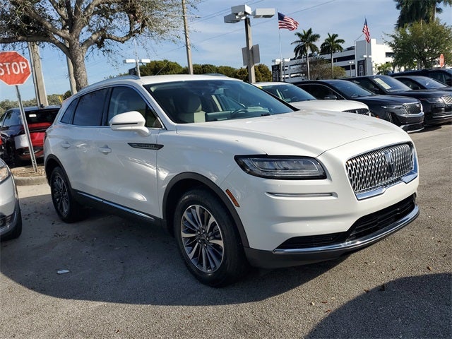 2023 Lincoln Nautilus Standard