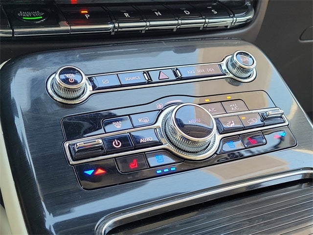 2023 Lincoln Nautilus Black Label