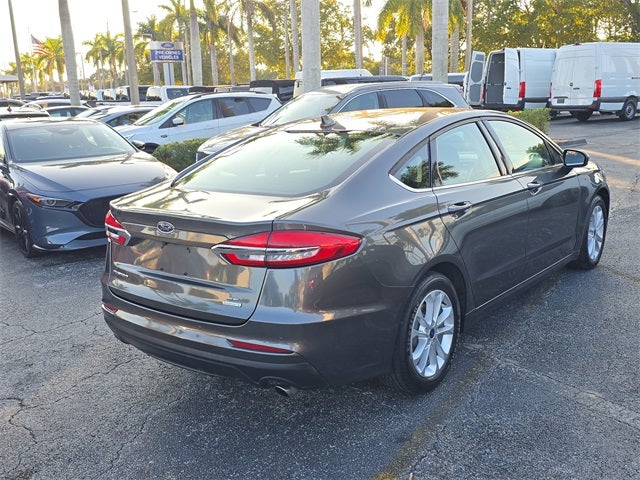 2020 Ford Fusion SE