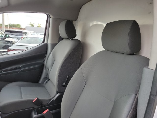 2021 Nissan NV200 S