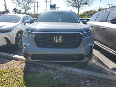 2024 Honda Pilot Touring