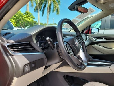 2022 Buick Enclave Essence