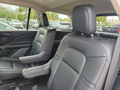 2023 Lincoln Aviator Standard