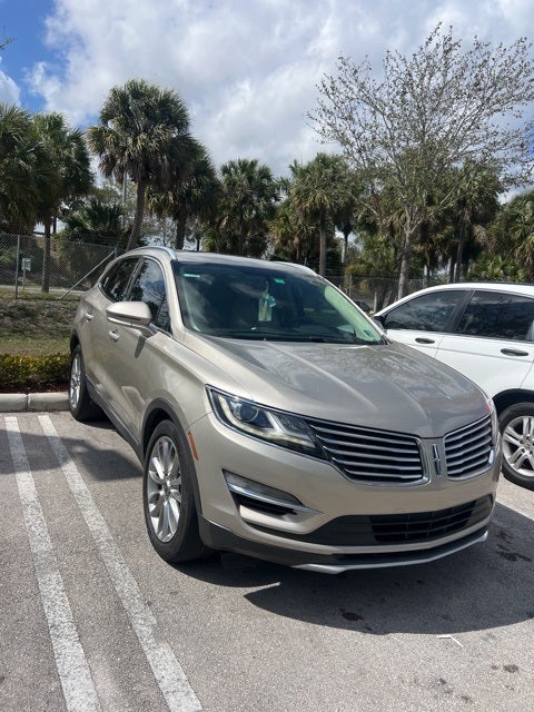 2015 Lincoln MKC Base