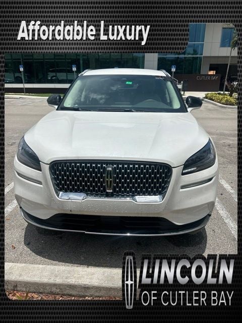 2022 Lincoln Corsair Standard