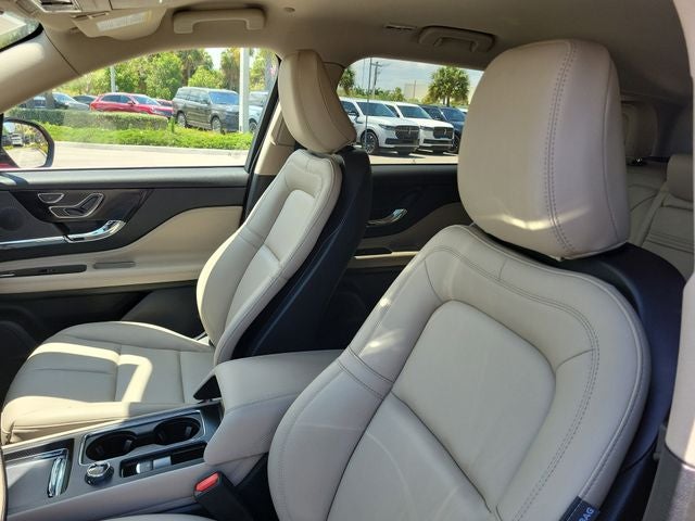 2025 Lincoln Corsair Premiere