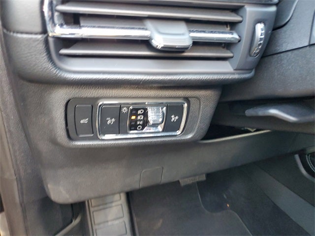 2024 Lincoln Corsair Premiere