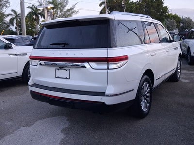 2024 Lincoln Navigator Premiere