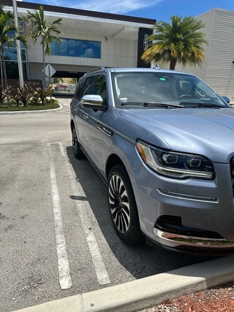 2024 Lincoln Navigator Black Label