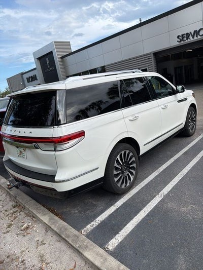 2022 Lincoln Navigator Black Label