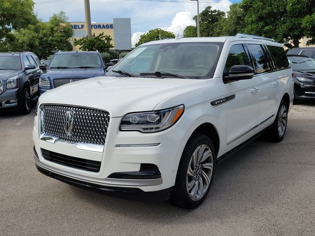 2022 Lincoln Navigator L Reserve