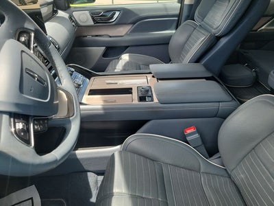 2022 Lincoln Navigator L Black Label
