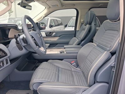 2022 Lincoln Navigator L Black Label