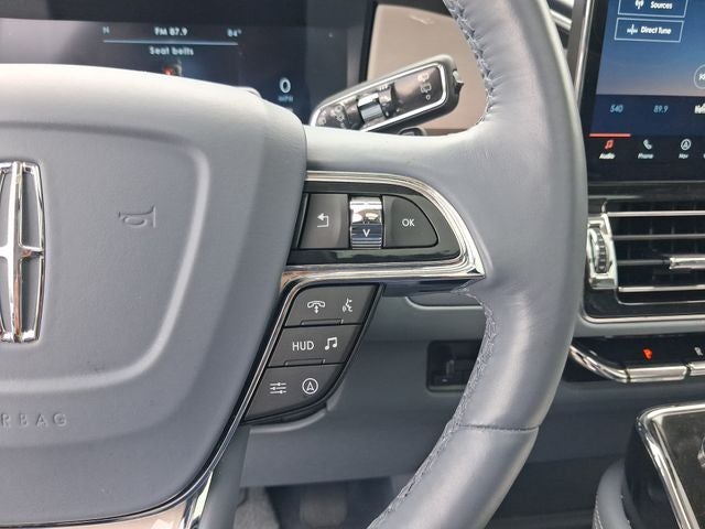 2022 Lincoln Navigator L Black Label