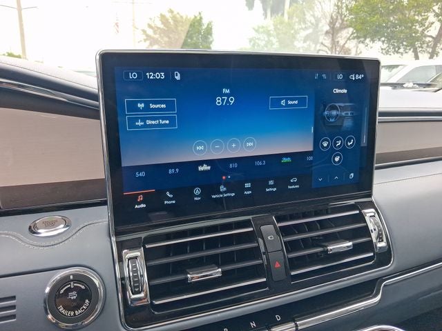 2022 Lincoln Navigator L Black Label