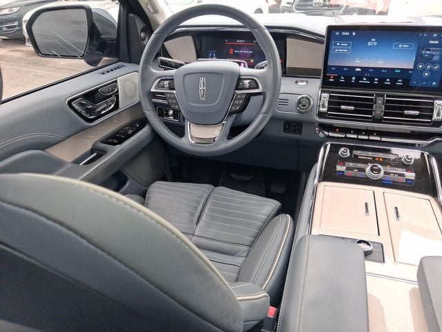 2022 Lincoln Navigator L Black Label