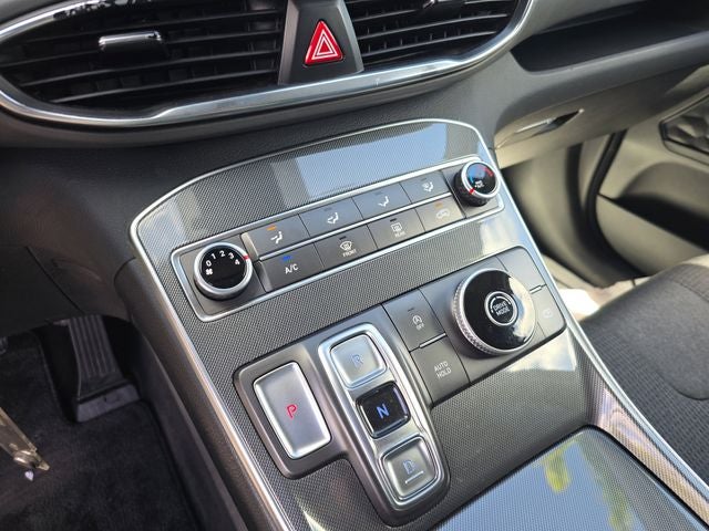 2021 Hyundai Santa Fe SE