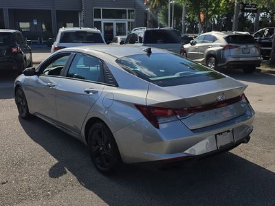 2022 Hyundai Elantra SEL