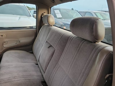 2004 Toyota Tundra Base