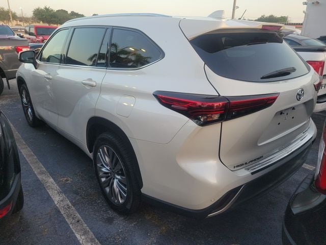 2021 Toyota Highlander Platinum